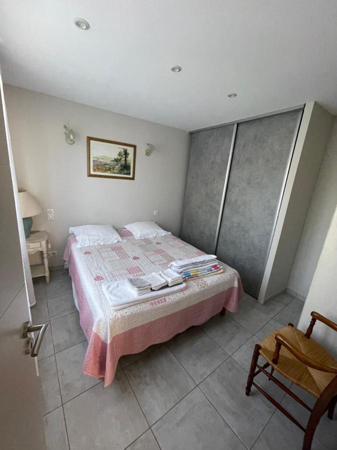 Petite Maison Pres Du Centre Л'Иль-сюр-ла-Сорг Экстерьер фото